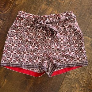 Max Studio size S shorts